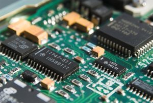 How Do Electronic Chips Work